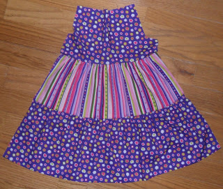 attach the ruffle in the flat. attach the ruffle in the flat.