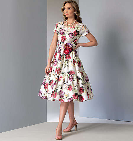Vogue Patterns 9106 Misses' Dress and Belt
